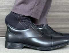 「明日から靴ベラいらない」「カカト落とすだけでいい」　玄関でサッと履けちゃう『フォクスセンス』のシューズがこれ！