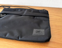 「これ買ってからリュックの出番減った」「荷物は最小限でいい」『マムート』のちょうどいいサイズ感のバッグが「めっちゃ使える！」