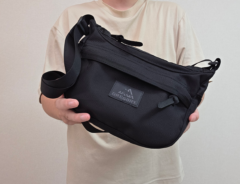 「かわいいのにめっちゃ入る」「グレゴリーは頑丈で安心だね」 大人気のミニショルダーは「毎日手に取っちゃう」ほど使い勝手がいい!