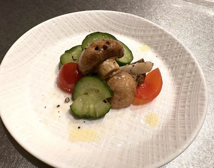 作ったドクロ野菜を食べた様子