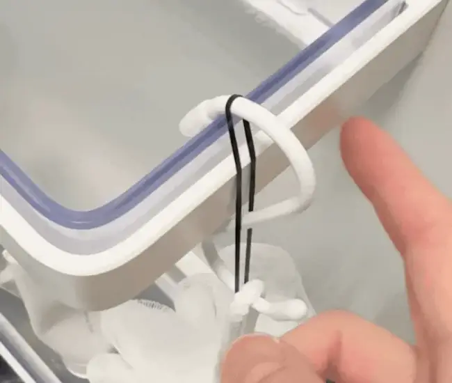 落ちずに固定されている状態（撮影：grapeライフハック編集部）