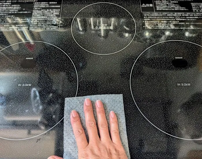 シンク掃除前（撮影：grapeライフハック編集部）