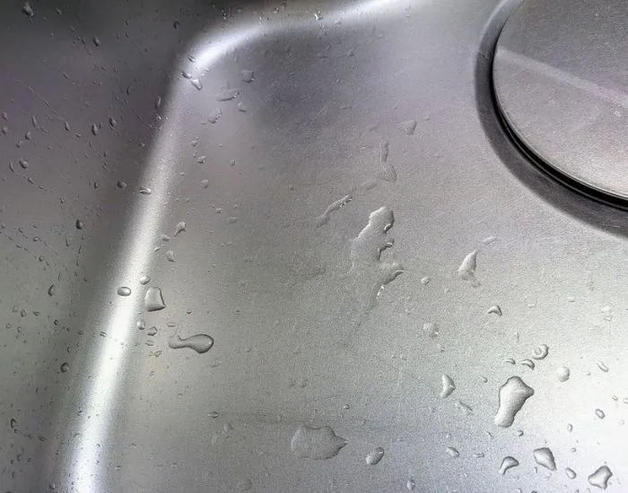 汚れたシート（撮影：grapeライフハック編集部）