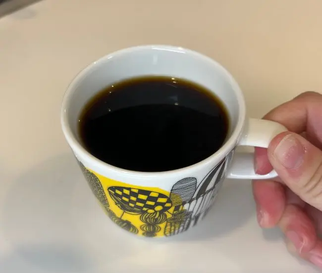 完成したコーヒー（撮影：grapeフード編集部）