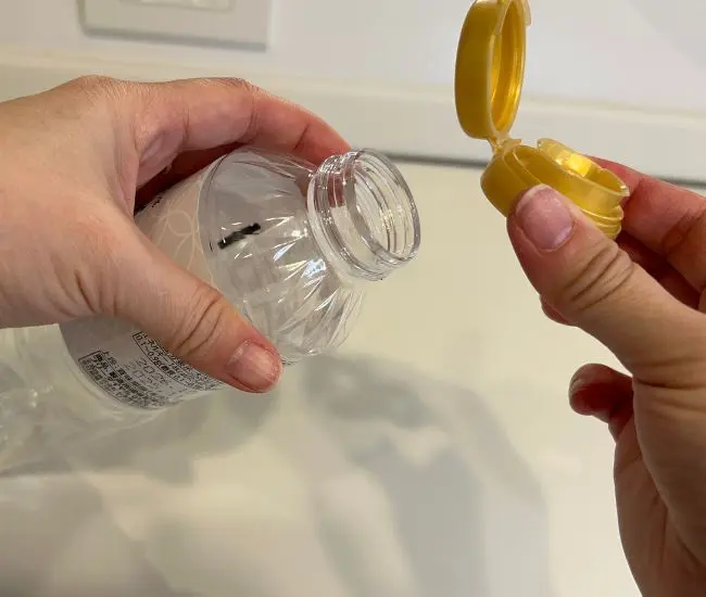 キャップが取れた様子（撮影：grapeライフハック編集部）