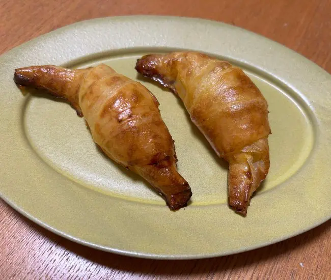 完成したライスペーパーのクロワッサン（撮影：grapeフード編集部）