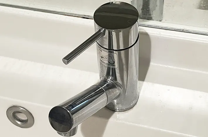 掃除後の蛇口の写真（撮影：grapeライフハック編集部）
