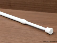 つっぱり棒の写真