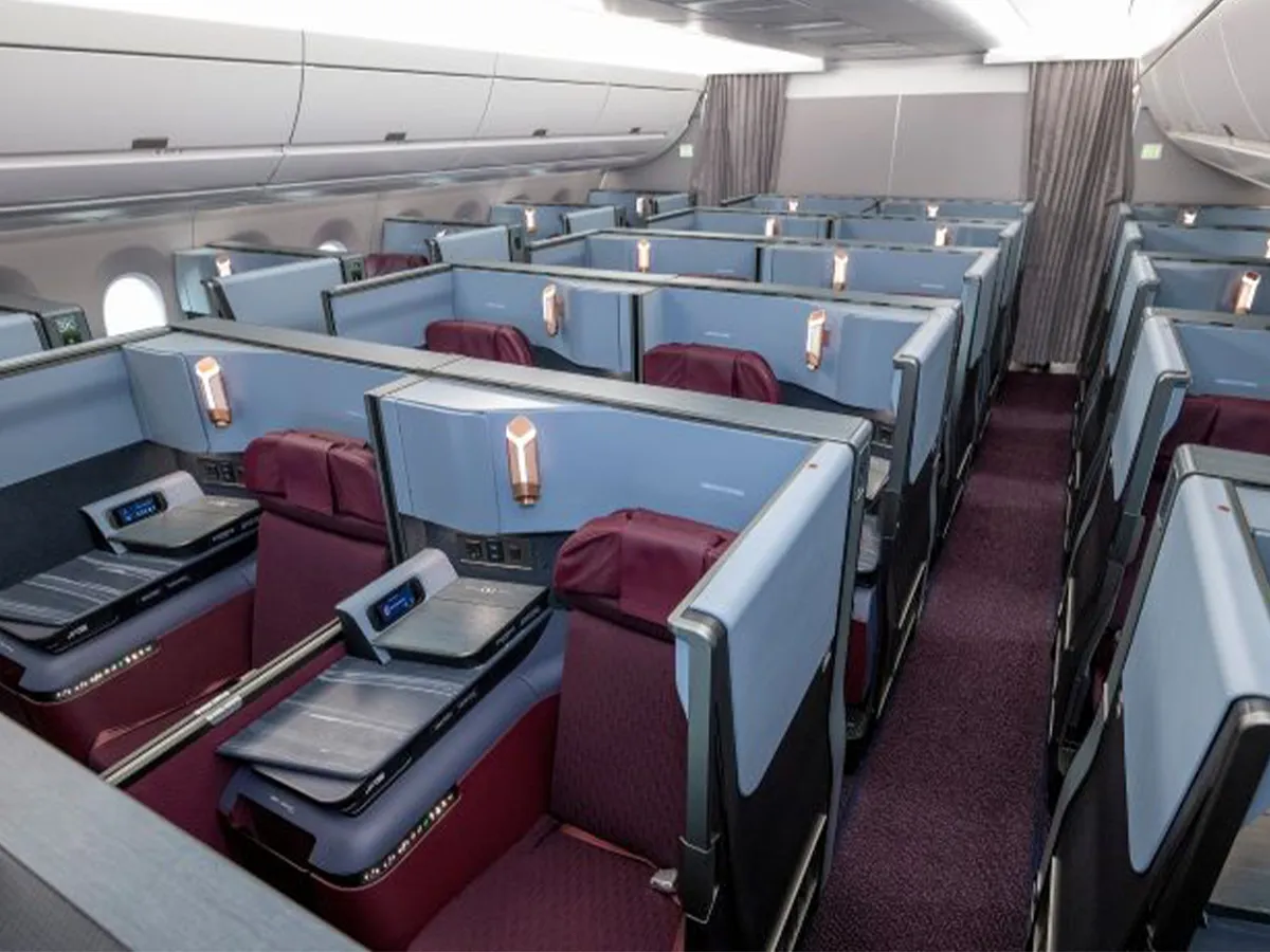 ビジネスクラスのシートの写真(画像提供:JAL)