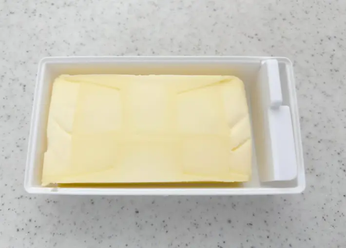 バターを入れた画像（撮影：エニママ）