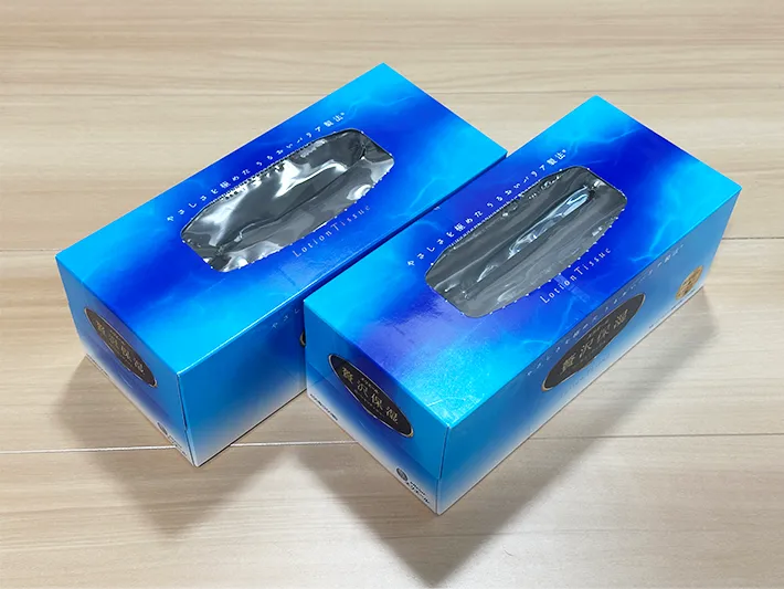 ティッシュの空箱を2つ並べた画像（撮影：grapeライフハック編集部）