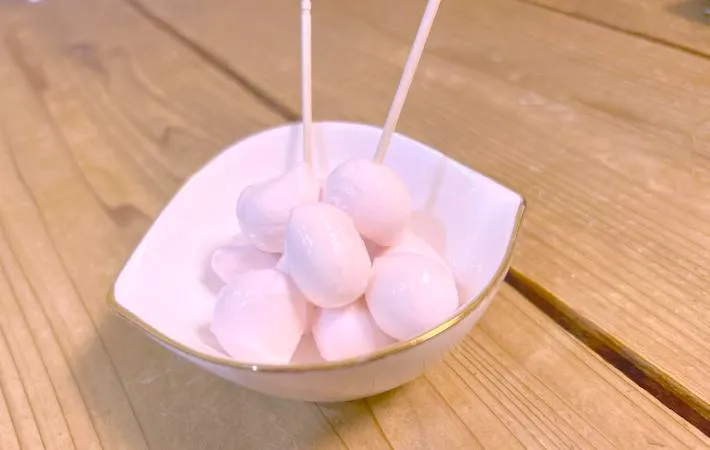 ピンク色のチーズの画像（撮影：エニママ）