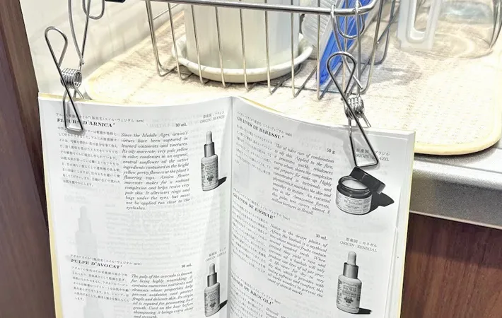 『ステンレスひっかけるワイヤークリップ』の使用写真（撮影：キジカク）