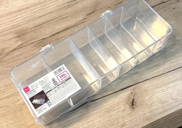 『透明収納ケース（フタ付、B）』の写真（撮影：キジカク）