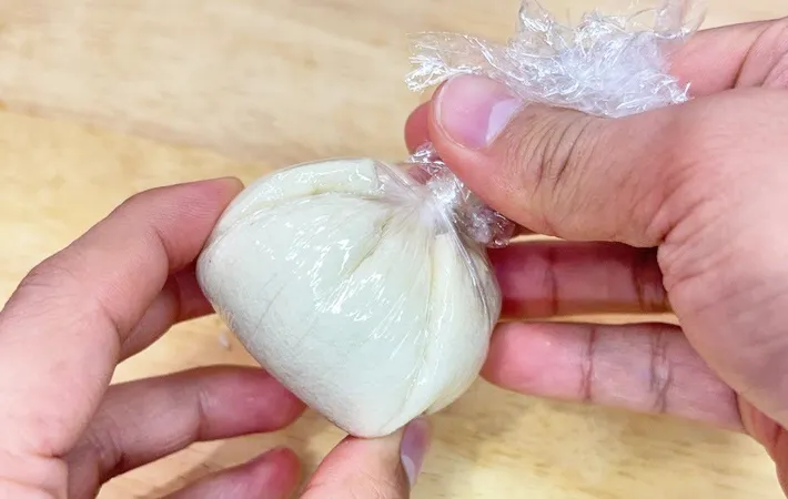 『食パンであんまん』を作る写真（撮影：キジカク）