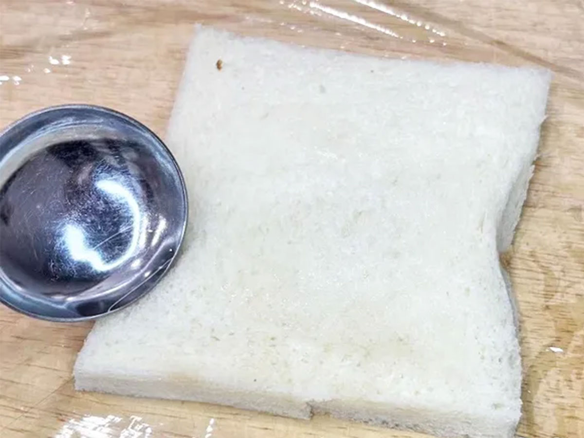 食パンであんまん写真（撮影：キジカク）