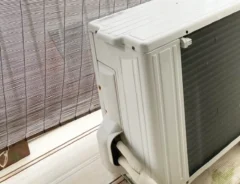 エアコン室外機の写真（撮影：grapeライフハック編集部）