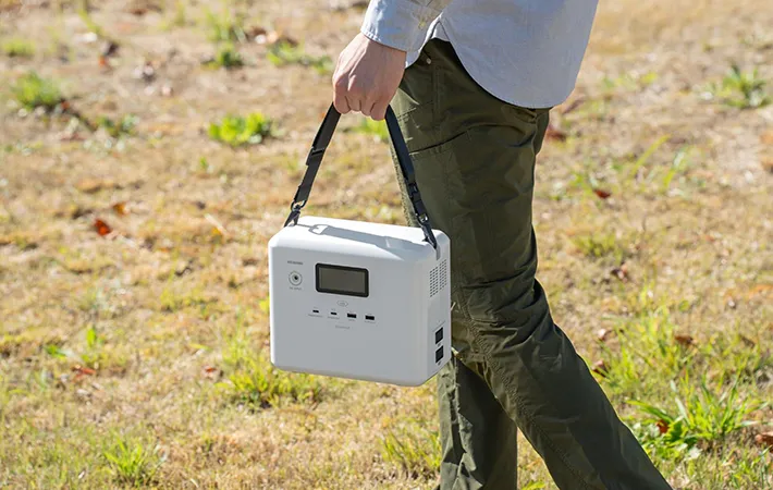 『小容量ポータブル電源　IPU-A280-W』の写真