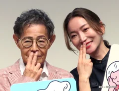 加藤茶さんと加藤綾菜さんの写真