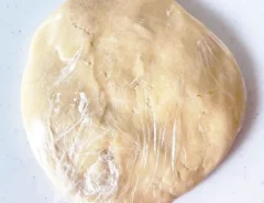 クッキーの生地を置いた場面（撮影：エニママ）