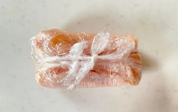 ラップを２重に包んだ画像（撮影：エニママ）