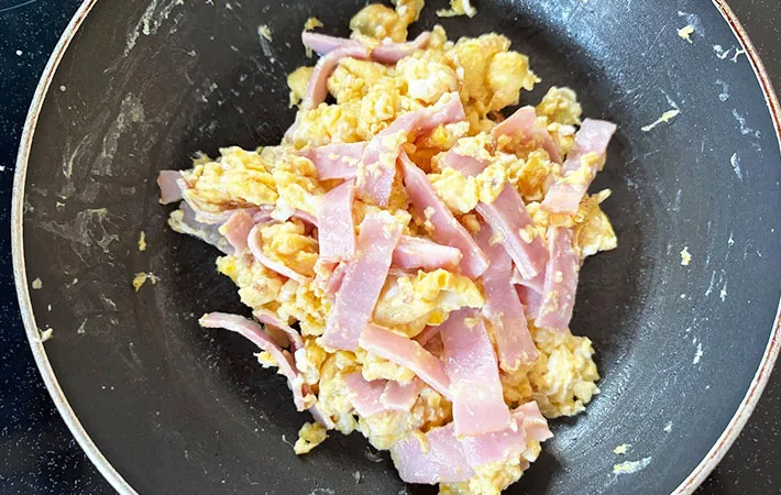 スクランブルエッグの画像（撮影:エニママ）