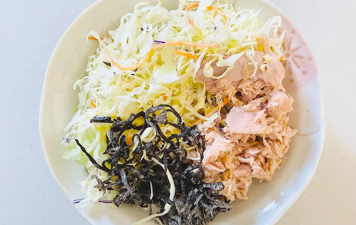 卵黄以外の材料を盛りつけた画像（撮影：エニママ）