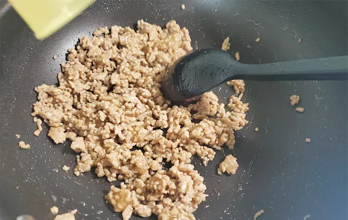 水溶き片栗粉を入れたところ（撮影：エニママ）