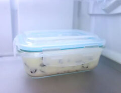 『レーズンヨーグルトサンドクッキー』の写真（撮影：エニママ）