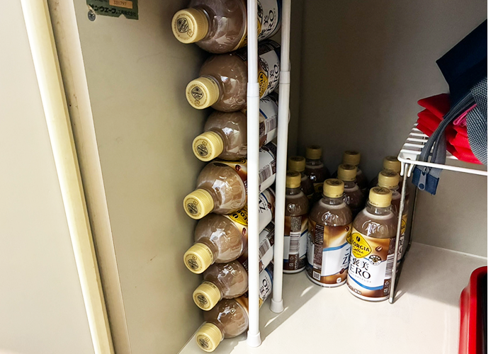 つっぱり棒の活用写真（撮影：grapeライフハック編集部）