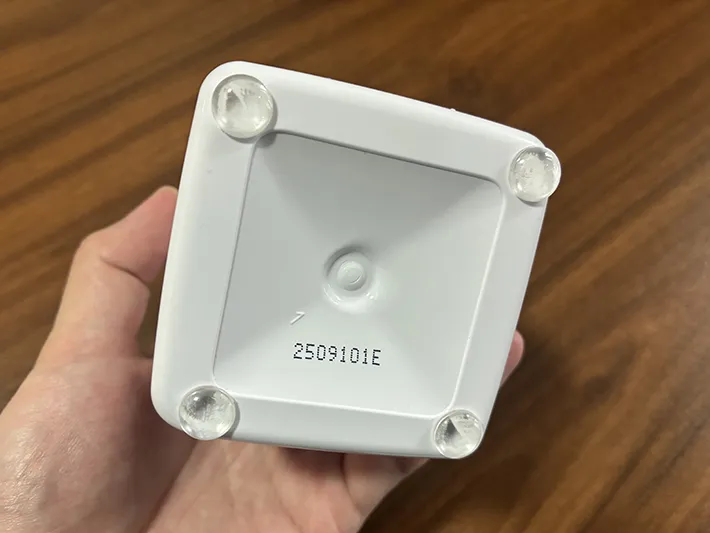 クッションゴムをつけたハンドソープのボトルの写真（撮影：grapeライフハック編集部）