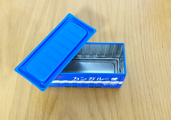 ブリック　コンテナ２０Ｆ　西濃運輸の写真（撮影：grapeライフハック編集部）