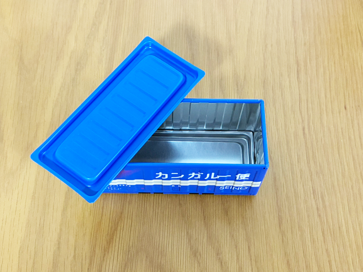 ブリック　コンテナ２０Ｆ　西濃運輸の写真（撮影：grapeライフハック編集部）