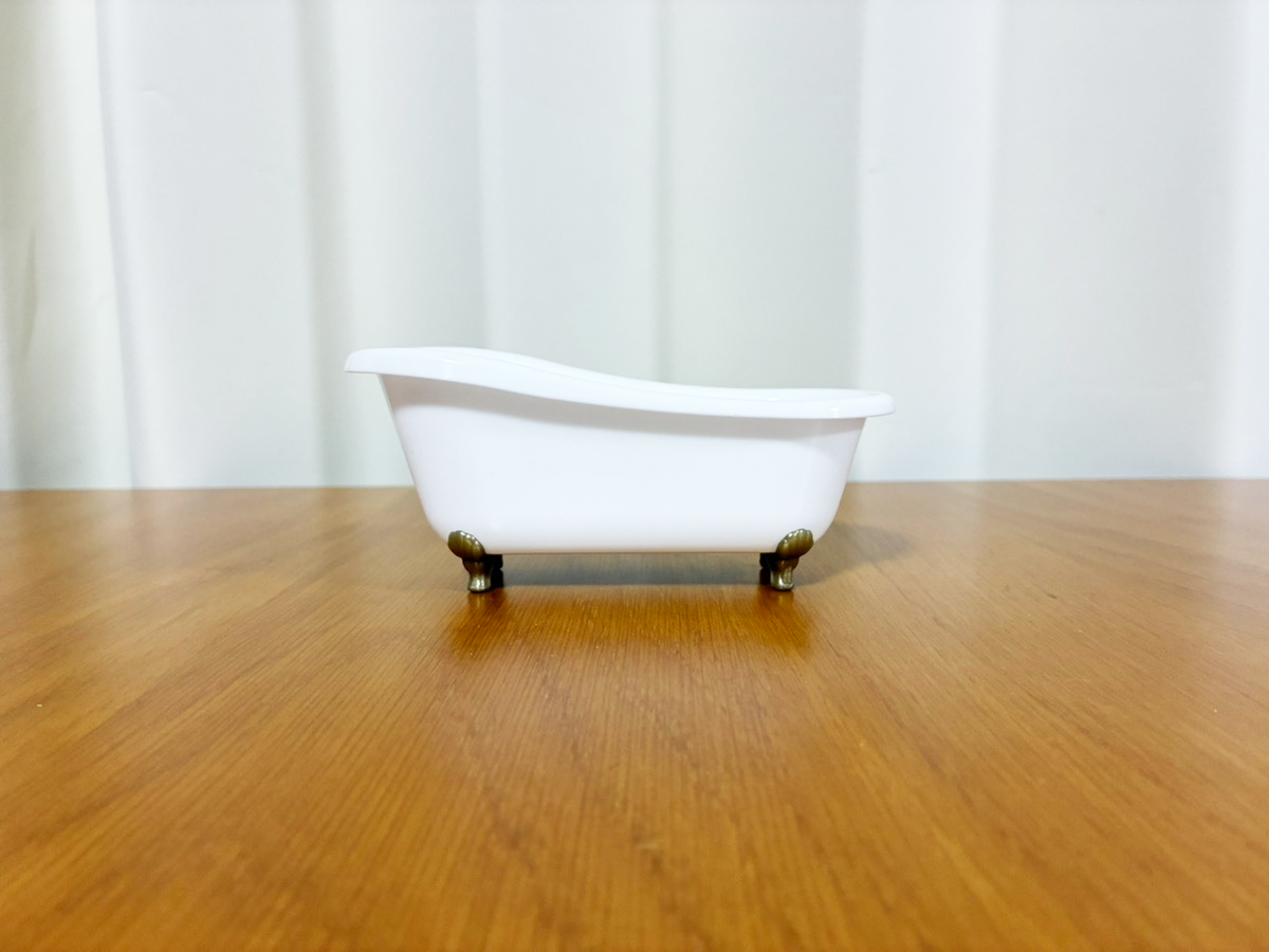 猫足バスタブの活用写真（撮影：grapeライフハック編集部）