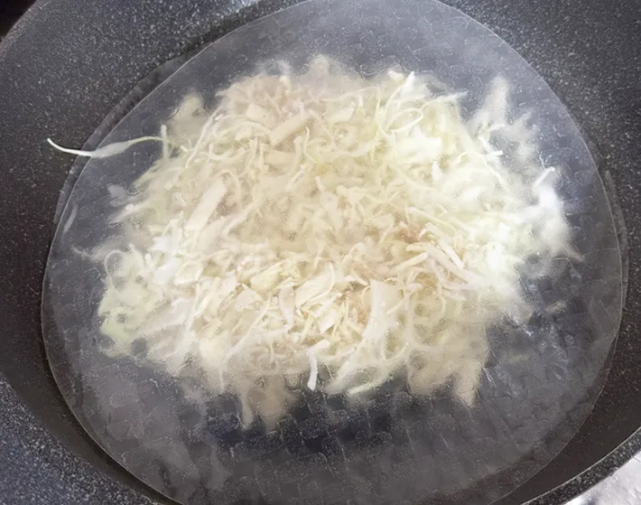 ライスペーパーお好み焼き（撮影：grape芸能編集部）