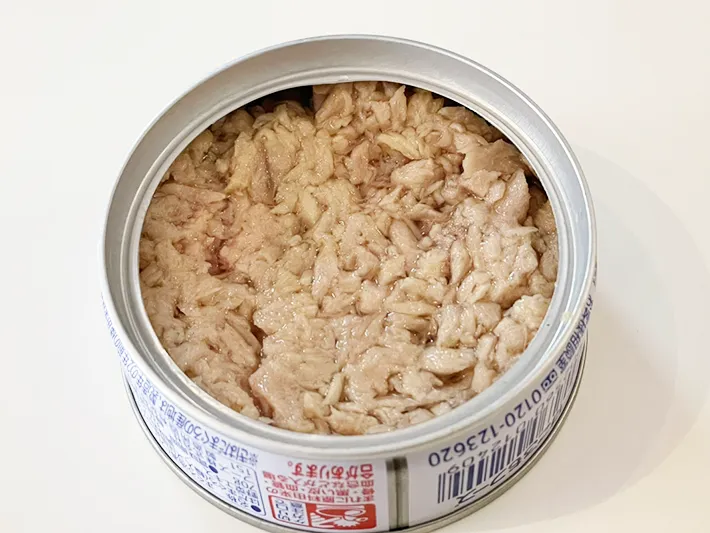 ツナ缶の中身の写真