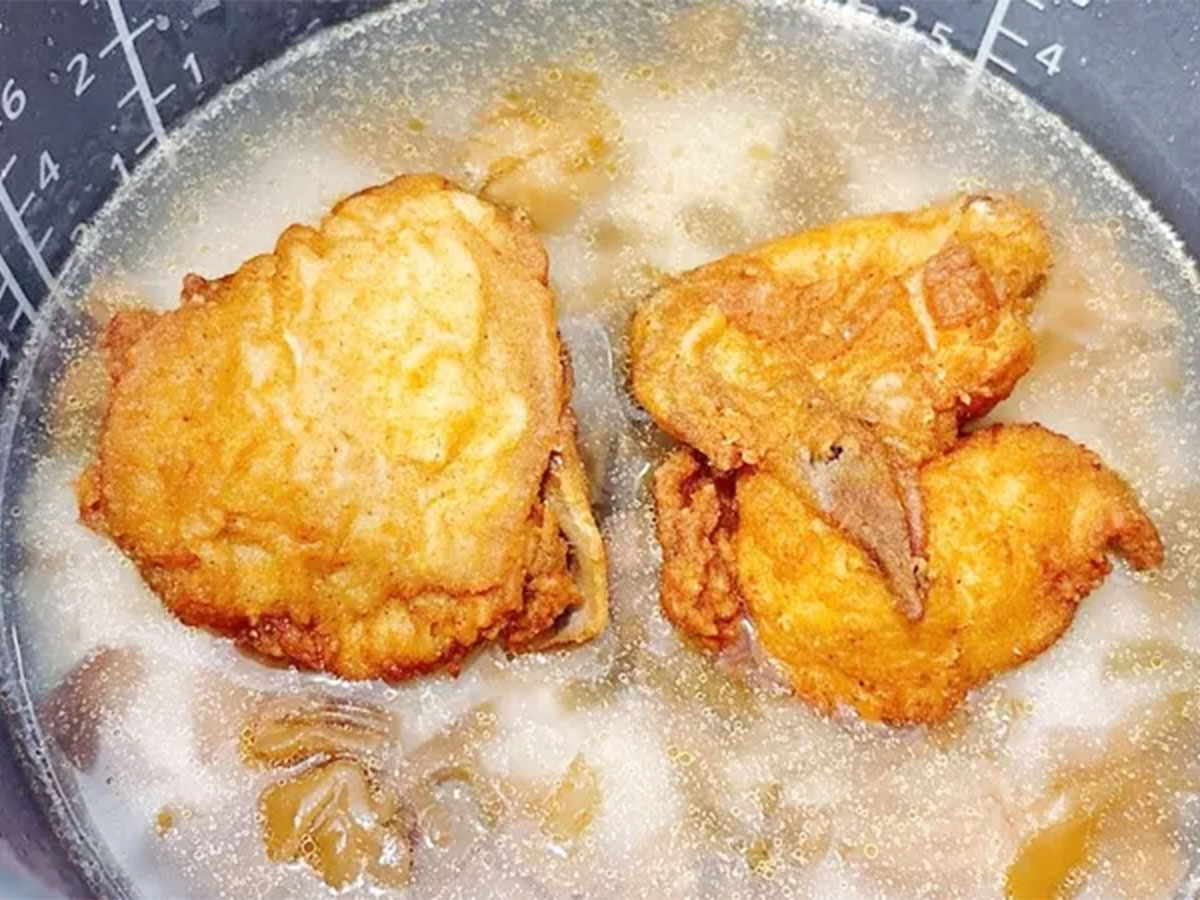 『鶏とザーサイの炊き込みご飯』の写真（撮影：キジカク）