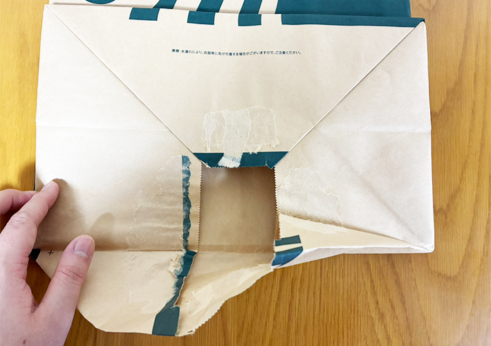 紙袋の活用法（撮影：grapeライフハック編集部）