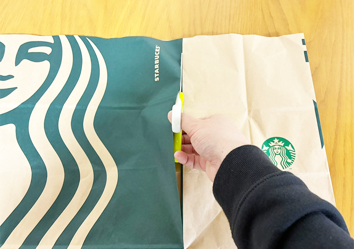 紙袋の活用法（撮影：grapeライフハック編集部）