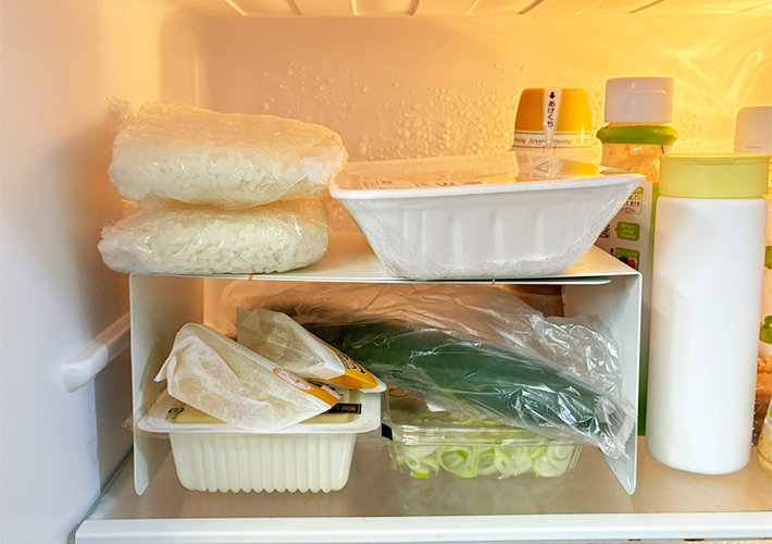 冷蔵庫をスッキリ整理する手順写真（撮影：grapeライフハック編集部）