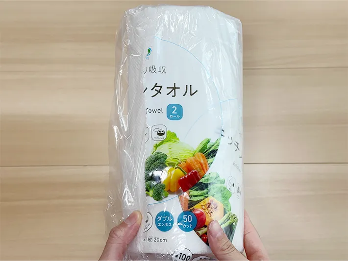 残ったキッチンペーパーに外装ビニールを被せた画像（撮影：grapeライフハック編集部）