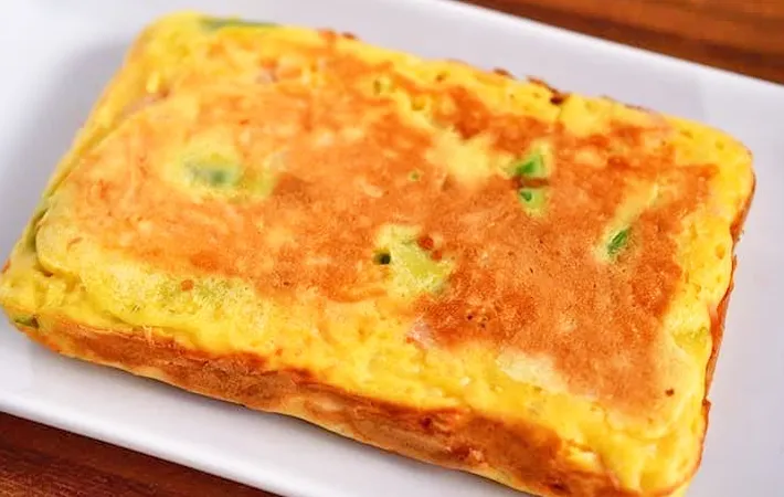 『春野菜のケークサレ』を作る写真（撮影：小泉明代）