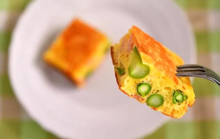 『春野菜のケークサレ』の完成写真（撮影：小泉明代）