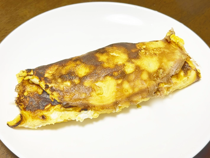 玉子焼きを作る写真（撮影：grapeフード編集部）