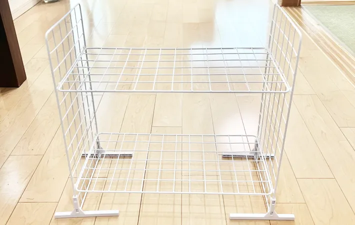 『ワイヤーネットシューズスタンド』の写真（撮影：Classy Life）