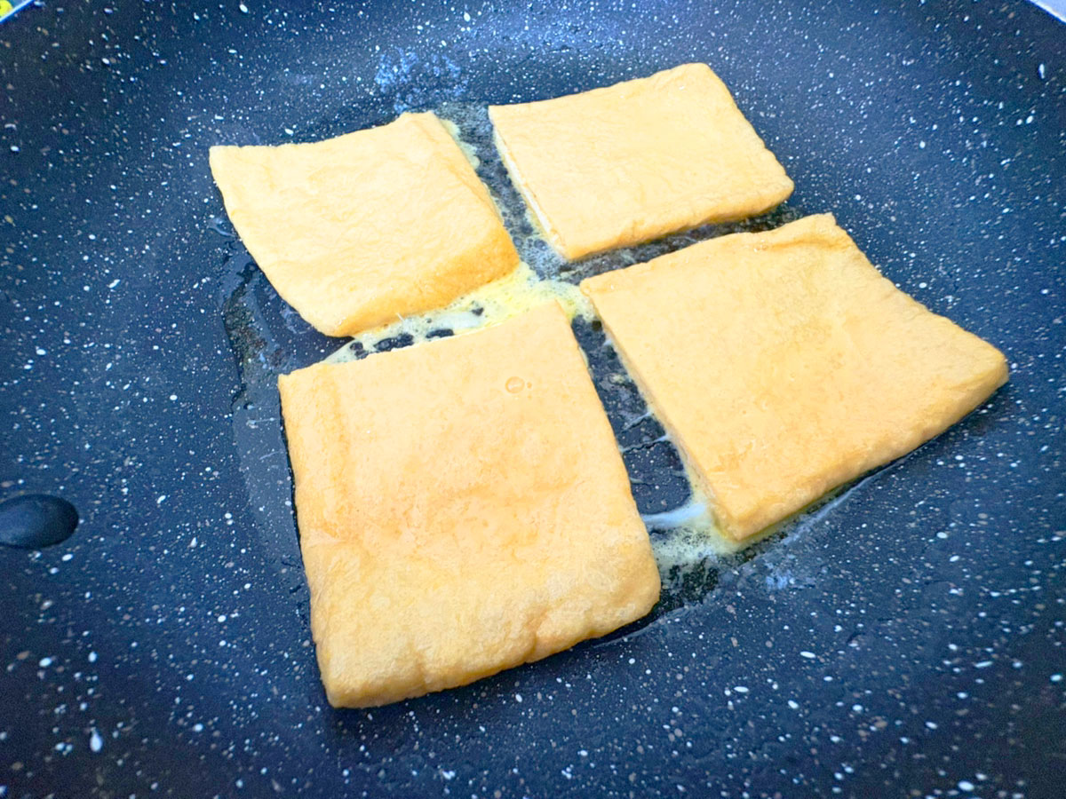 『油揚げのフレンチトースト』の写真（撮影：grapeフード編集部）