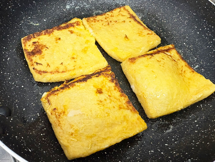 『油揚げのフレンチトースト』の写真（撮影：grapeフード編集部）