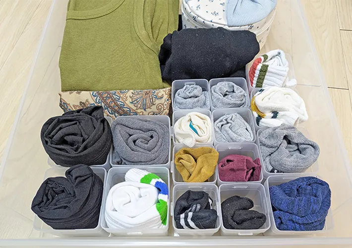 『くつした整理カップ』を引き出しの中で使用した写真（撮影：grape編集部）