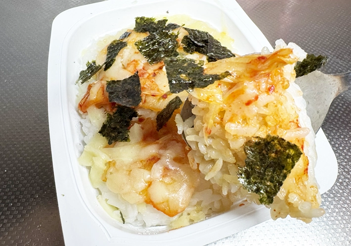 キムチチーズライスの写真（撮影：grapeフード編集部）