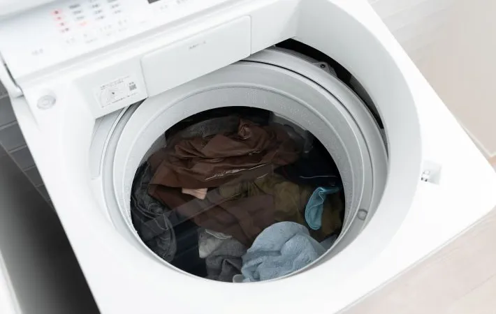 洗濯をする写真（撮影：Heulie）